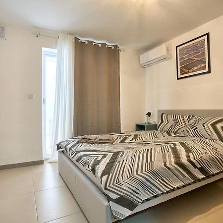 Urban Front - Walking Distance From Paceville And St George Bay Beach Is-Swieqi Exterior foto